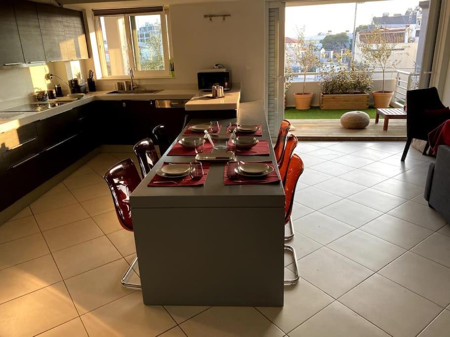 Spacious And Sunkissed 3Br & 2 Bathrooms Apartment Афіни Екстер'єр фото