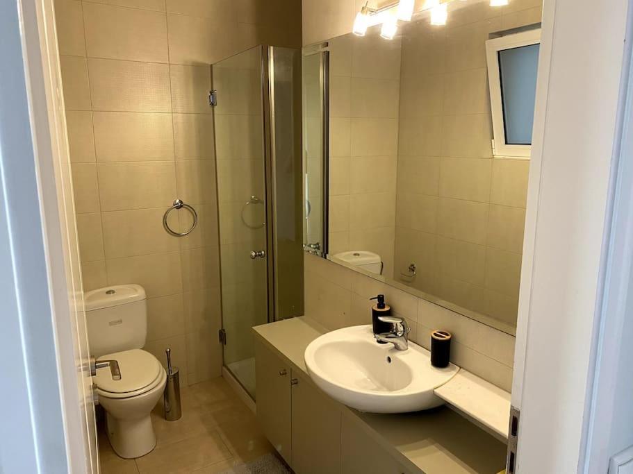 Spacious And Sunkissed 3Br & 2 Bathrooms Apartment Афіни Екстер'єр фото