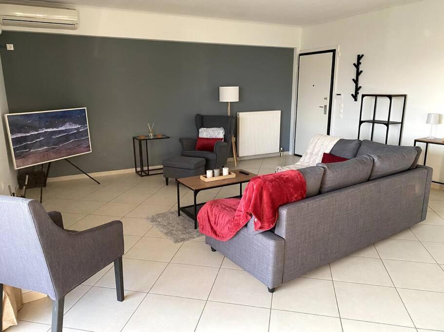 Spacious And Sunkissed 3Br & 2 Bathrooms Apartment Афіни Екстер'єр фото