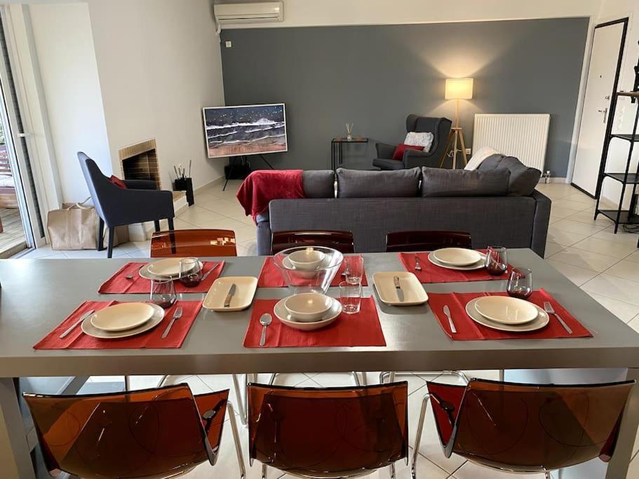 Spacious And Sunkissed 3Br & 2 Bathrooms Apartment Афіни Екстер'єр фото
